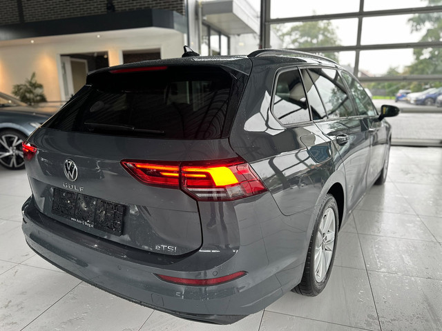 Foto 10 van Volkswagen Golf Variant 1.0 eTSI Life | Automaat | Adaptive Cruise | Navi | LMV | PDC | LED | Climat
