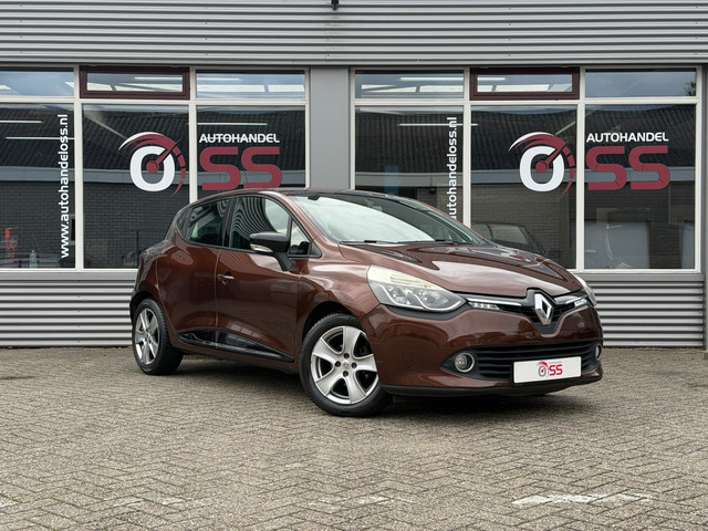 Foto 3 van Renault Clio 0.9 TCe Expression AIRCO TREKHAAK LMV