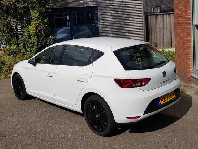 Foto 6 van SEAT Leon 1.2 Tsi 18"Vlg Cruise BlueTooth Airco Pdc