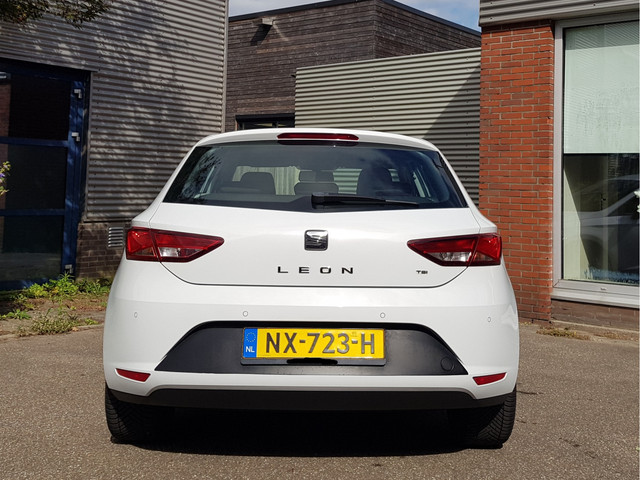 Foto 9 van SEAT Leon 1.2 Tsi 18"Vlg Cruise BlueTooth Airco Pdc