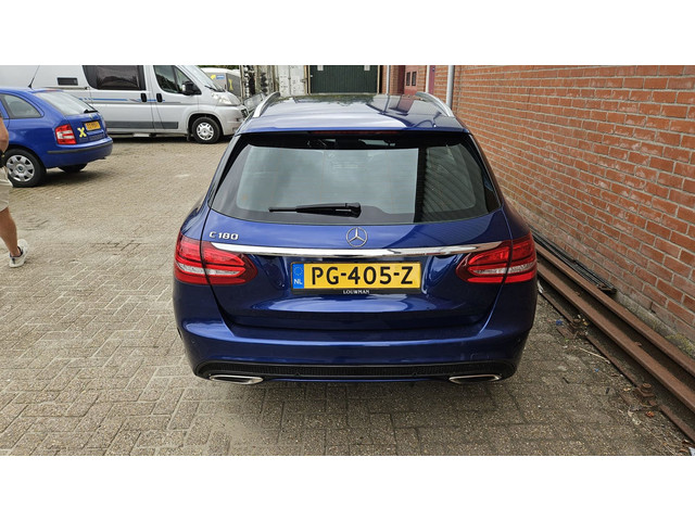 Foto 6 van Mercedes-Benz C-klasse Estate 180 AMG Sport Edition
