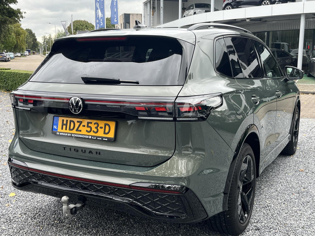 Foto 4 van Volkswagen Tiguan 1.5 eTSI 150pk DSG R-Line (Trekhaak,Camera,IQ,Harman)
