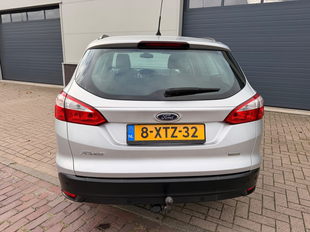 Foto 5 van Ford Focus Wagon 1.0 EcoBoost Edition/Navi/Cruise-c/Airco/Aux/PDC/Trekhaak
