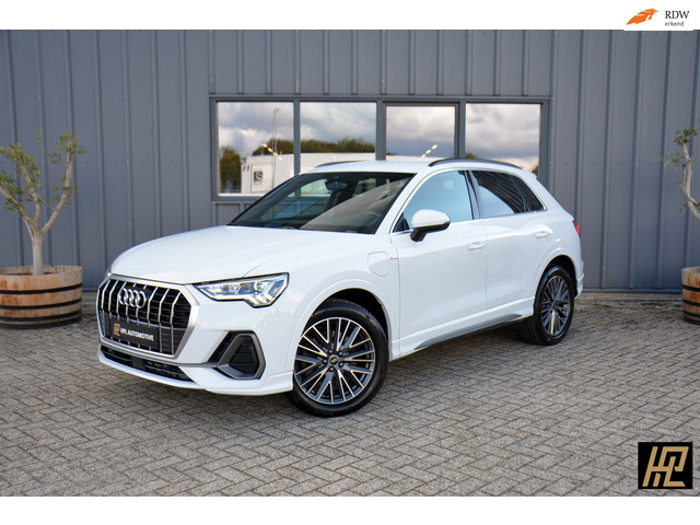 Foto 9 van Audi Q3 45 TFSI e 245pk S edition S Line * LED * Camera * Navi * ACC * ECC * Stuurverwarming * Leder