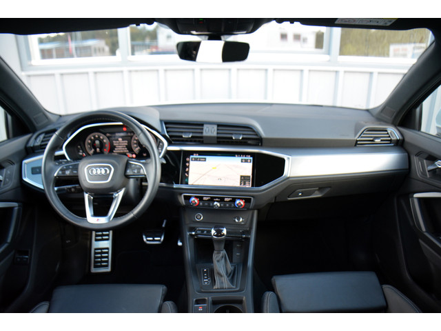 Foto 3 van Audi Q3 45 TFSI e 245pk S edition S Line * LED * Camera * Navi * ACC * ECC * Stuurverwarming * Leder