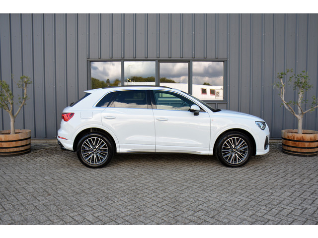 Foto 10 van Audi Q3 45 TFSI e 245pk S edition S Line * LED * Camera * Navi * ACC * ECC * Stuurverwarming * Leder