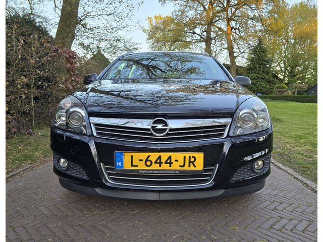 Foto 4 van Opel Astra Wagon 1.8 Cosmo (bj 2009)