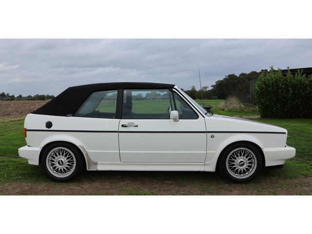Foto 3 van Volkswagen Golf Cabriolet 1.8|APK-Nieuw|Leuke auto!