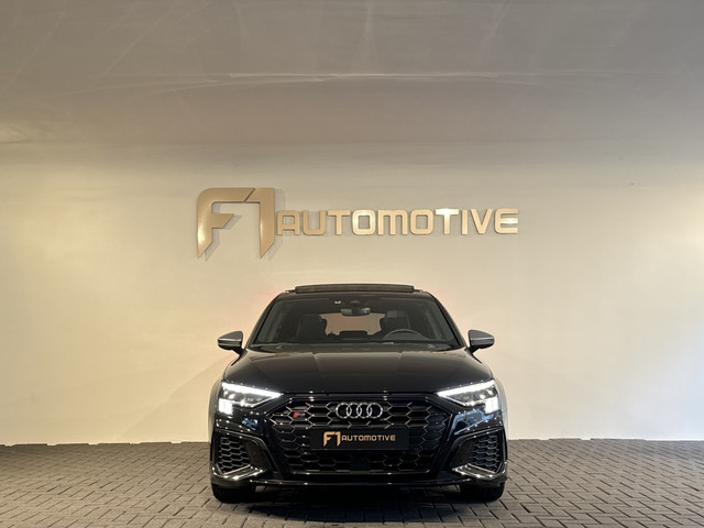 Foto 3 van Audi S3 Sportback 2.0 TFSI quattro Pano|RS Seats|ACC|Sfeer|Camera