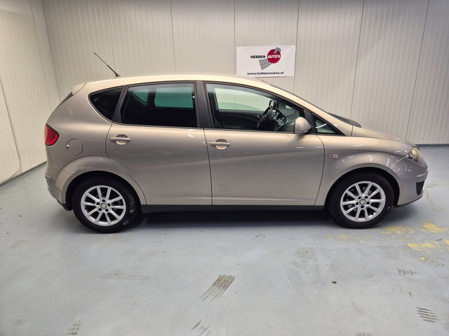 Foto 10 van Seat Altea 1.6 Style Airco Cruise Control Alu Velgen Trekhaak