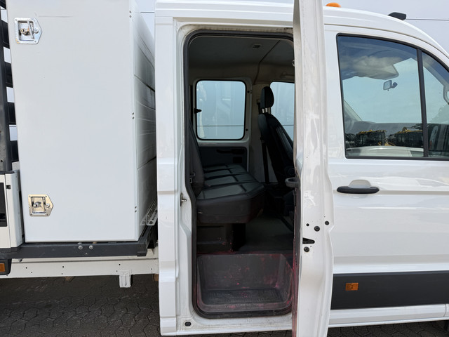Foto 2 van Volkswagen Crafter 3.140 2.0 TDI Automaat Open Laadbak Kist Dubbele cabine 6-persoons Airco Trekhaak