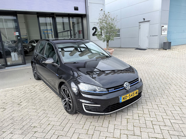 Foto 4 van Volkswagen Golf 1.4 TSI GTE NAP! ZEER GOED ONDERHOUDEN! INRUIL MOGELIJK!
