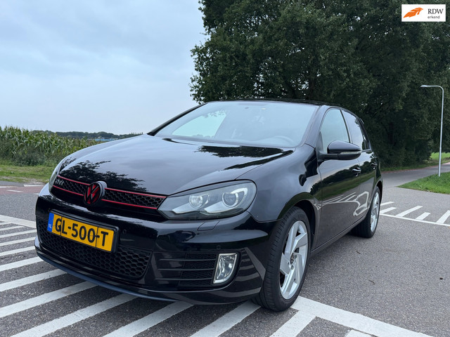 Foto 10 van Volkswagen Golf 1.4 TSI Highline GTI pakket motor gereviseerd.