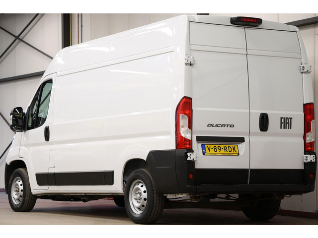 Foto 4 van Fiat Ducato 2.2 MultiJet 140 L2H2 LED NAVI CAMERA