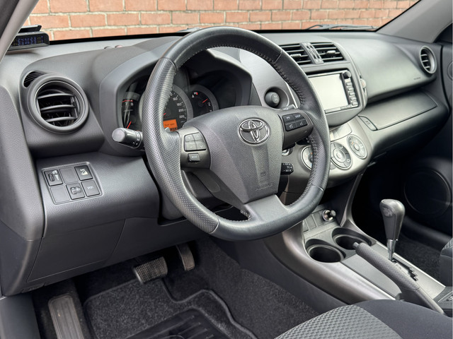 Foto 3 van Toyota RAV4 2.0 VVTI COMFORT | NAVI! | CRUISE! | TREKHAAK!