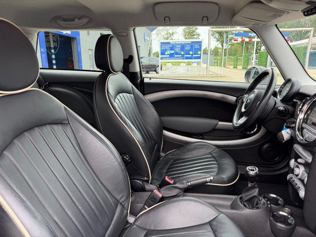 Foto 4 van Mini 3-Deurs 1.6 Cooper S | Leer | Stoelverwarming | Xenon!