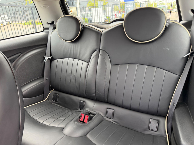 Foto 3 van Mini 3-Deurs 1.6 Cooper S | Leer | Stoelverwarming | Xenon!
