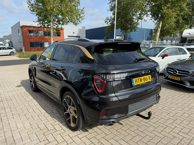 Foto 2 van Lynk & Co 01 1.5|Plug-in Hybrid|Trekhaak|1800kg geremd|Pano|360 camera|adaptive Cruise|full-opties