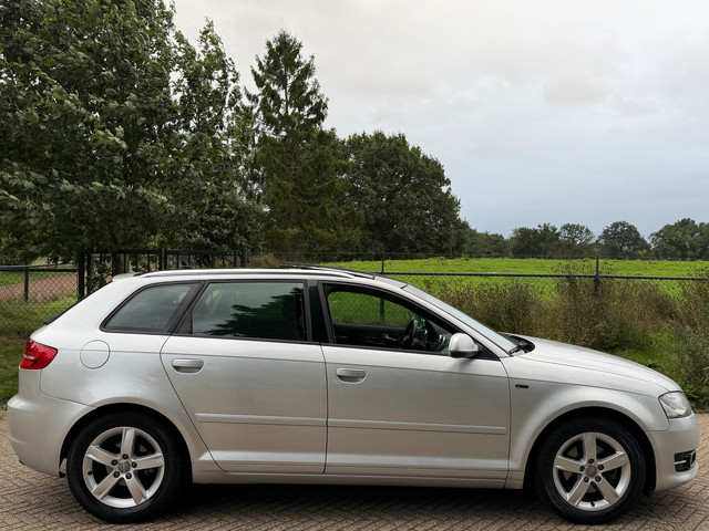 Foto 9 van Audi A3 Sportback 1.2 TFSI Attraction RIJDGOED/PANO/XENON/APK