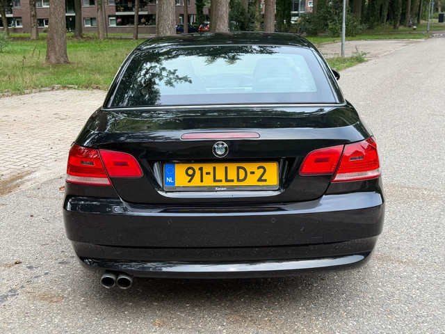 Foto 5 van BMW 3-serie Cabrio 325i 2009 Zwart Automaat