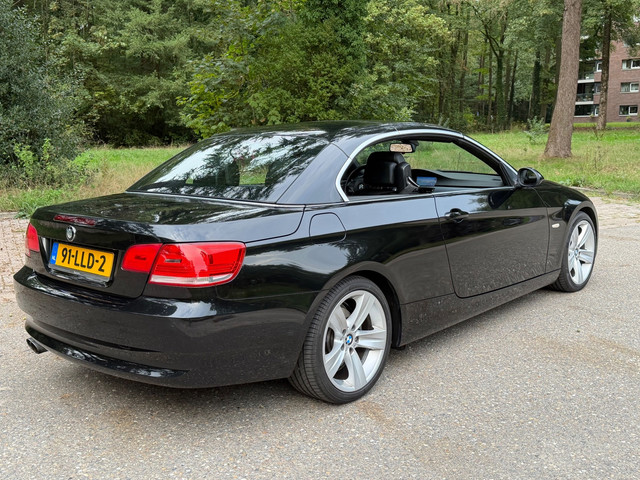 Foto 6 van BMW 3-serie Cabrio 325i 2009 Zwart Automaat