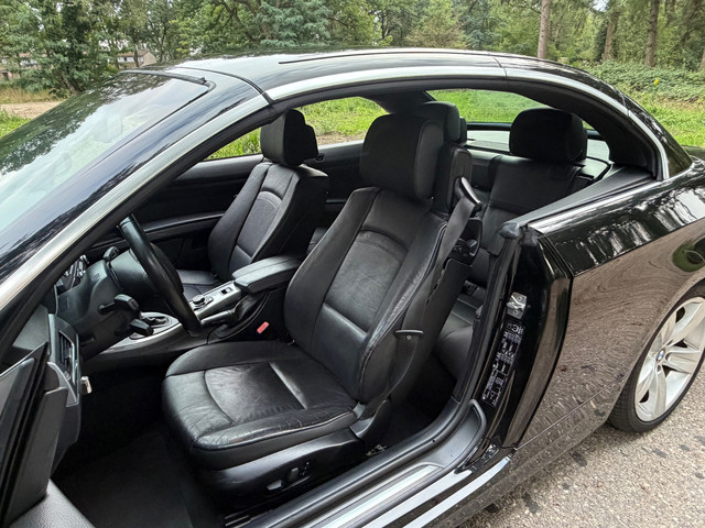 Foto 9 van BMW 3-serie Cabrio 325i 2009 Zwart Automaat