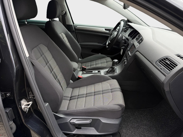 Foto 4 van Volkswagen Golf Variant 1.0 TSI Comfortline 116 Pk Automaat Airco Navi Pdc Nap