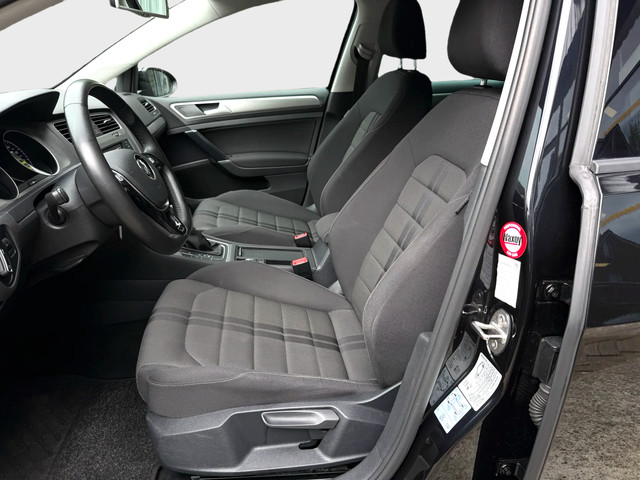Foto 3 van Volkswagen Golf Variant 1.0 TSI Comfortline 116 Pk Automaat Airco Navi Pdc Nap