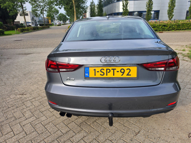 Foto 7 van Audi A3 Limousine 1.4 TFSI Attraction Pro Line TOP STAAT!