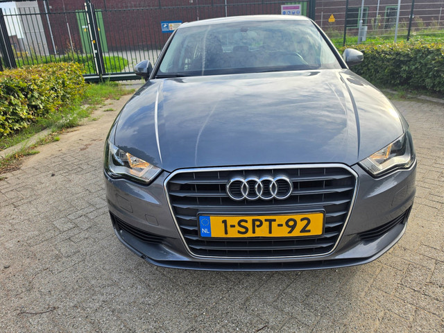 Foto 6 van Audi A3 Limousine 1.4 TFSI Attraction Pro Line TOP STAAT!