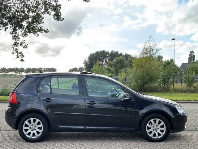 Volkswagen Golf 1.6 FSI Comfortline 5-Drs Automaat ECC Navi Cruise LMV 15" Leder Sportstoelen Schuif