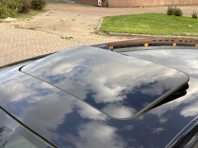 Foto 2 van Volkswagen Golf 1.6 FSI Comfortline 5-Drs Automaat ECC Navi Cruise LMV 15" Leder Sportstoelen Schuif