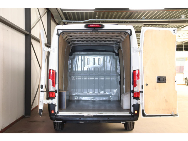 Foto 5 van Peugeot Boxer 2.2 BlueHDi L4H2 AIRCO CRUISE CONTOL EURO 6