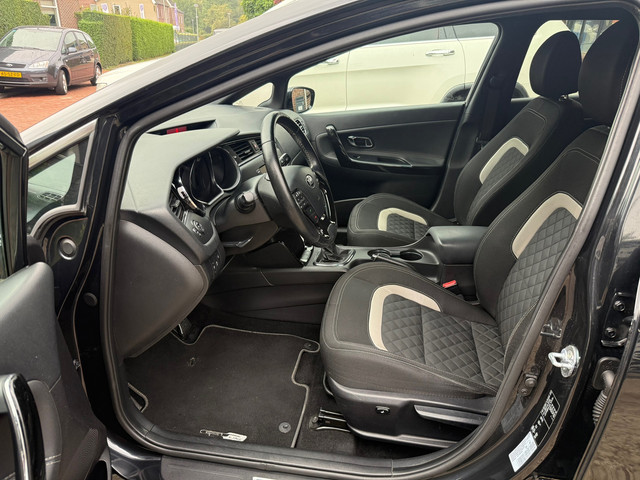 Foto 2 van Kia Cee'd Sportswagon 1.0 T-GDi GT-Line I CLIMA I CRUISE I CAMERA I NAVI I BLUETOOTH I