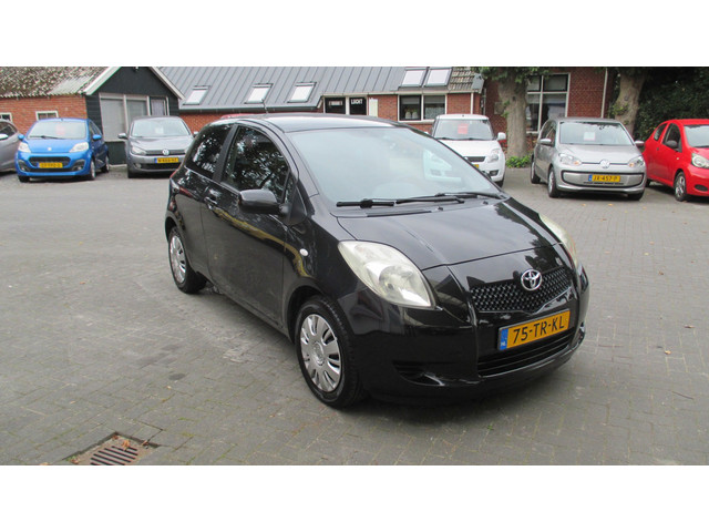 Foto 7 van Toyota Yaris 1.3 VVTi Sol MMT