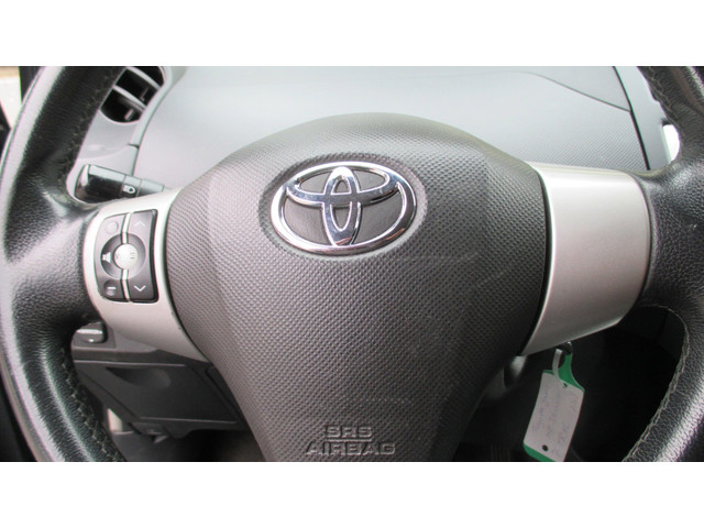 Foto 6 van Toyota Yaris 1.3 VVTi Sol MMT