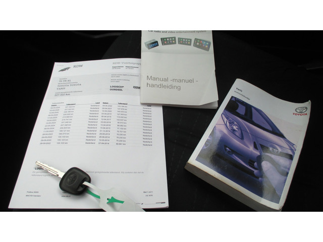 Toyota Yaris 1.3 VVTi Sol MMT