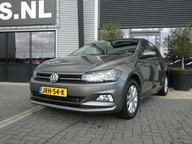 Foto 7 van Volkswagen POLO 1.6 TDI Highline AUTOMAAT|STOELVERWARMING|LM VELGEN 15 INCH|AIRCO