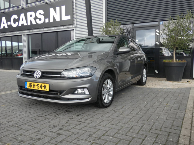 Foto 5 van Volkswagen POLO 1.6 TDI Highline AUTOMAAT|STOELVERWARMING|LM VELGEN 15 INCH|AIRCO