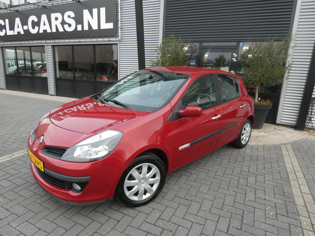 Foto 5 van Renault CLIO 1.2 TCE Dynamique S| AIRCO|