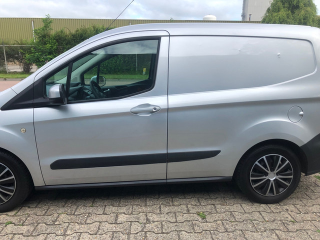 Foto 5 van Ford Transit Courier 1.5 TDCI Trend
