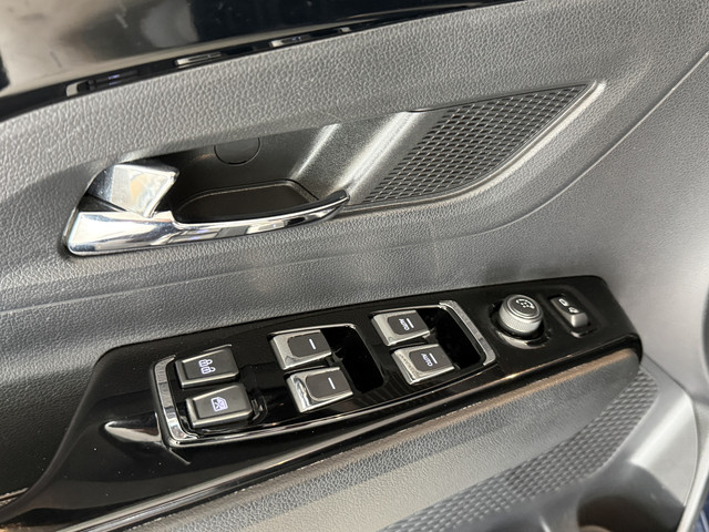 Foto 2 van SsangYong Korando 1.5 T-GDI Bj: 2021 / Automaat / Camera / Navi