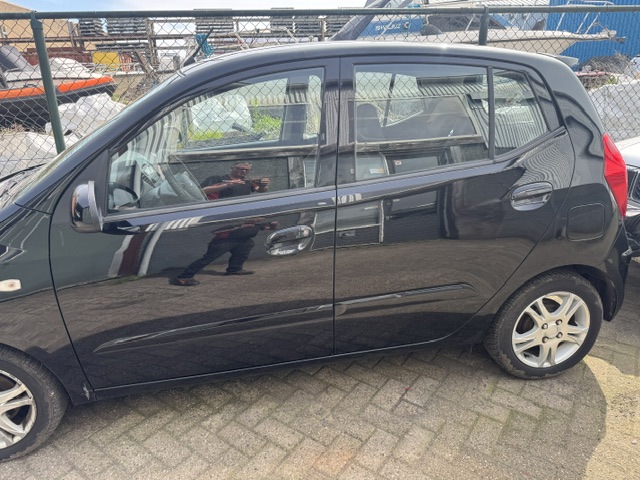 Foto 5 van Hyundai I10 1.1 i-Drive Cool MOTORSCHADE111