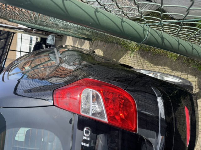 Foto 10 van Hyundai I10 1.1 i-Drive Cool MOTORSCHADE111