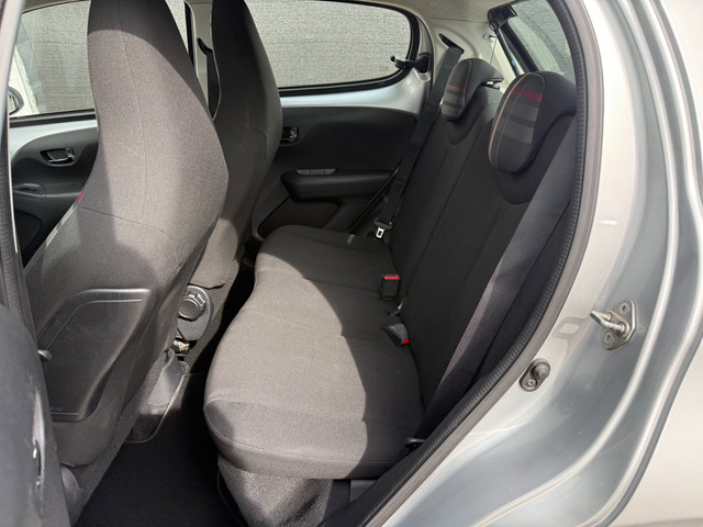 Foto 3 van Peugeot 108 1.2 Puretech Allure|Nieuwe distributie|Camera|Bluetooth|Allseason