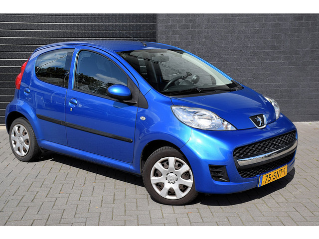 Foto 2 van Peugeot 107 1.0-12V XS*2e eigenaar*Airco*Elec ramen*NL Auto*5Drs*90Dkm*