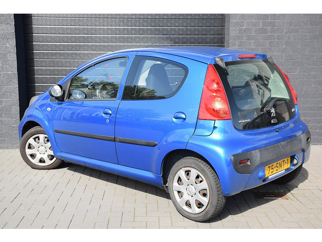 Foto 8 van Peugeot 107 1.0-12V XS*2e eigenaar*Airco*Elec ramen*NL Auto*5Drs*90Dkm*