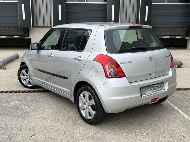 Suzuki Swift 1.5 Exclusive, Automaat, Airco
