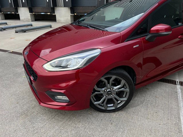 Foto 2 van Ford Fiesta 1.0 EcoBoost ST-Line, Cruise control, Led