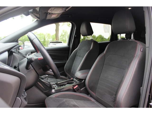 Foto 8 van Ford Kuga 1.5 EcoBoost ST Line 182pk / Camera / CarPlay / Keyless / 18'' / Stoel+Stuurverwarming / D